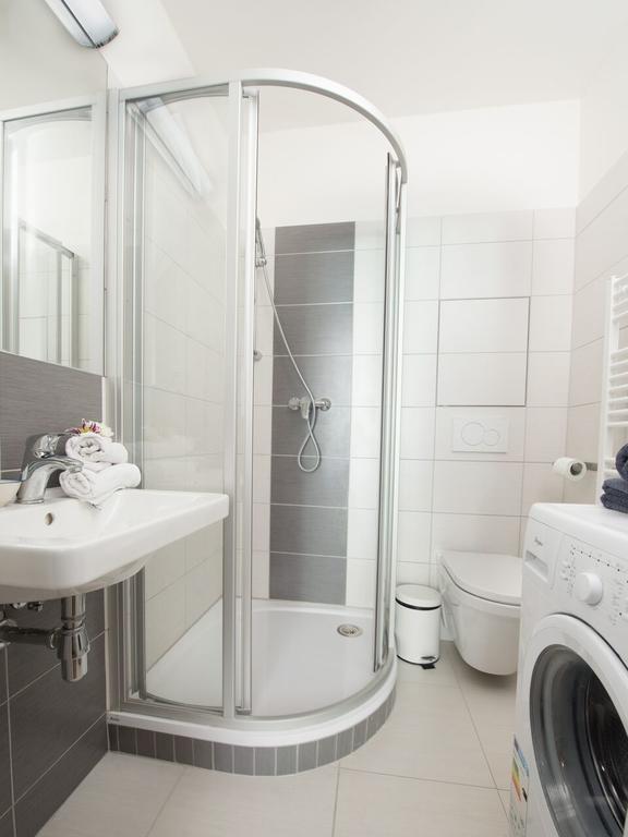 Thai World Apartment Spilberk II Brno Luaran gambar